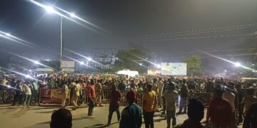 ପୁରୀରେ ବିପର୍ଯ୍ଯସ୍ତ ଟ୍ରାଫିକ ପରିଚାଳନା, ଭିଆଇପିଙ୍କ ପାଇଁ ଦେଢ ଘଣ୍ଟା ରାସ୍ତା ବନ୍ଦ – ରାସ୍ତା ଉପରେ ଅଟକି ରହିଲେ ହଜାର ହଜାର ଗାଡି