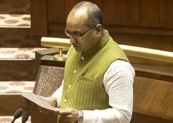 ସାଂସଦ ଭାବେ ଓଡିଆରେ ଶପଥ ନେଲେ ସୁଜିତ କୁମାର