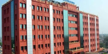 ରାଗିଂ ମାମଲାରେ ହାଇକୋର୍ଟଙ୍କ ରାୟ, ଅନାଥାଶ୍ରମରେ ପାଠ ପଢ଼ାଇବେ ଆଇନ ଛାତ୍ର