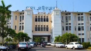 ଲୋକସେବା ଭବନରୁ ଦଲାଲ ଗିରଫ