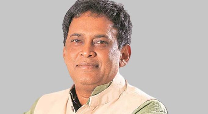 ନବ ଦାସ ହତ୍ୟା ମାମଲାରେ କ୍ରାଇମବ୍ରାଞ୍ଚର ରିପୋର୍ଟ ତଲବ, ବିବାଦରେ ରହିଛି ସାର୍ଟ ରଙ୍ଗ