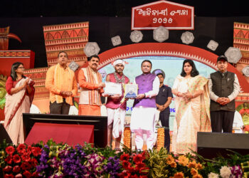 ଆଦିବାସୀ ମେଳା ଉଦ୍‌ଘାଟନ କଲେ ମୁଖ୍ୟମନ୍ତ୍ରୀ: ବିଶ୍ୱ ମଞ୍ଚରେ ପ୍ରସିଦ୍ଧି ଅର୍ଜନ କରିବ ଆଦିବାସୀ କଳା ଓ ସଂସ୍କୃତି