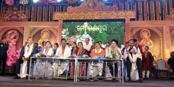 ରଣପୁର ମହୋତ୍ସବ “ଅର୍ଜୁନ-୨୦୨୫” ତୃତୀୟ ସନ୍ଧ୍ୟା: ସ୍ୱାଧୀନତା ସଂଗ୍ରାମର ଗାଥାକୁ ମନେ ପକାଇଲା ପାଇକ ଆଖଡ଼ା