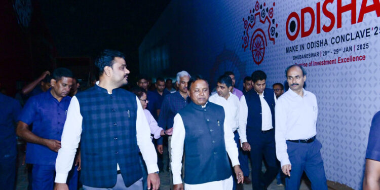 ଉତ୍କର୍ଷ ଓଡ଼ିଶା ଇନ୍‌ଭେଷ୍ଟର୍ସ ମିଟ୍ ସ୍ଥିତି ଅନୁଧ୍ୟାନ କଲେ ମୁଖ୍ୟମନ୍ତ୍ରୀ, ‘୫ ଲକ୍ଷ କୋଟିରୁ ଅଧିକ ପୁଞ୍ଜି ବିନିଯୋଗ ସମ୍ଭାବନା’