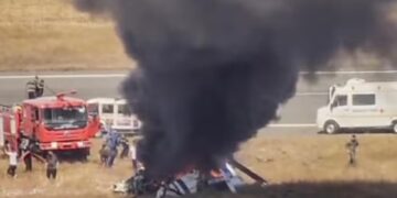 ଜଳିଗଲା ଟ୍ରେନିଂ ହେଲିକପ୍ଟର, ୩ ମୃତ