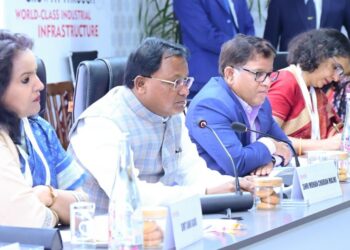 ଉତ୍କର୍ଷ ଓଡ଼ିଶା ୨୦୨୫, ମହିଳା ଉଦ୍ୟୋଗୀଙ୍କ ଆଲୋଚନାଚକ୍ରରେ ଯୋଗଦେଲେ ମୁଖ୍ୟମନ୍ତ୍ରୀ