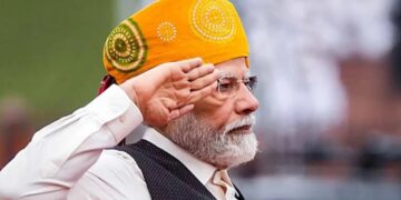 ଗଣତନ୍ତ୍ର ଦିବସ ଅବସରରେ ଦେଶବାସୀଙ୍କୁ ଶୁଭେଚ୍ଛା ଜଣାଇଲେ ପ୍ରଧାନମନ୍ତ୍ରୀ ମୋଦି, ସବୁ ମହାନ ଲୋକଙ୍କୁ କଲେ ନତମସ୍ତକ