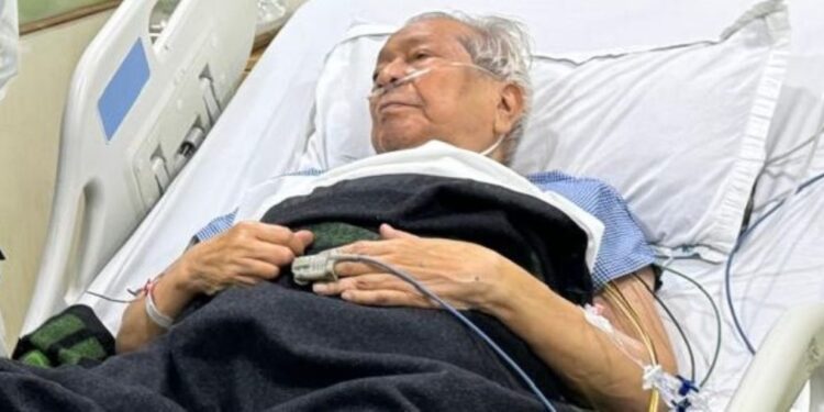 ବିଶ୍ବଭୂଷଣ ହରିଚନ୍ଦନ ଅସୁସ୍ଥ, ଏୟାର ଲିଫ୍ଟରେ କରାଗଲା ହାଇଦ୍ରାବାଦ ସ୍ଥାନାନ୍ତରିତ