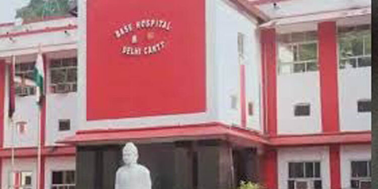 ଇତିହାସ ରଚିଲେ ଆର୍ମି ହସ୍ପିଟାଲ୍ ର ଡାକ୍ତରୀ ଦଳ: ଦେଶରେ ପ୍ରଥମ ଥର ପାଇଁ ପ୍ରତିରୋପଣ କଲେ ଯାନ୍ତ୍ରିକ ହୃଦୟ