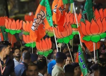 କେଭି ସିଂହଦେଓଙ୍କ ଘରେ ବସିଲା ବିଜେପିର ଗୁରୁତ୍ବପୂର୍ଣ୍ଣ ବୈଠକ; ମୁଖ୍ୟମନ୍ତ୍ରୀ, ପ୍ରଭାରୀ, ସଭାପତି ସାମିଲ