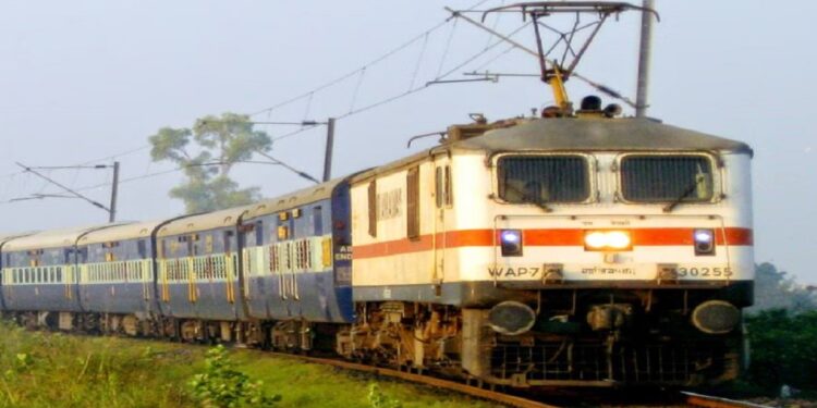 ଟ୍ରେନ ପାଇଖାନାରୁ ଯୁବକଙ୍କ ମୃତଦେହ ଉଦ୍ଧାର