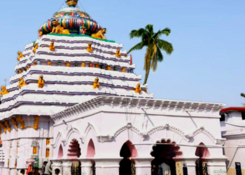 ଉପ ମୁଖ୍ୟମନ୍ତ୍ରୀ ପ୍ରଭାତୀ ପରିଡ଼ା କଲେ ଘୋଷଣା: ବାବା ଆଖଣ୍ଡଳମଣୀଙ୍କ ପୀଠ ପାଇଁ ୧୦ କୋଟି