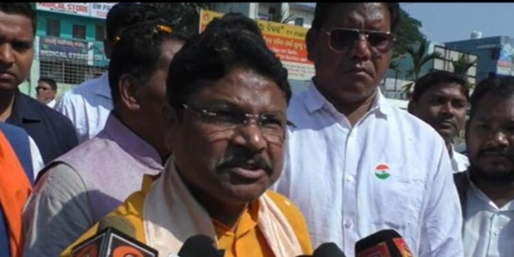 ଫାଇଲେରିଆ ନିରାକରଣ ଅଭିଯାନର ଶୁଭାରମ୍ଭ କଲେ ସ୍ବାସ୍ଥ୍ୟ ମନ୍ତ୍ରୀ