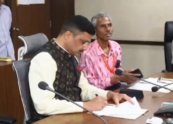 ପଞ୍ଜିକା ସମନ୍ୱୟ ନେଇ ଗୁରୁତ୍ୱପୂର୍ଣ୍ଣ ବୈଠକ, ଏଣିକି ଭୁଲ ତଥ୍ୟ ଦେଲେ ନିଆଯିବ କାର୍ଯ୍ୟାନୁଷ୍ଠାନ