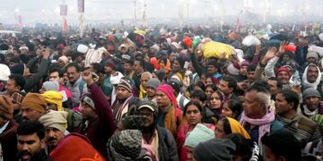 ମାଘ ପୂର୍ଣ୍ଣିମା ପାଇଁ ମହାକୁମ୍ଭରେ ପ୍ରବଳ ଭିଡ଼, ମେଳା କ୍ଷେତ୍ରକୁ ଯାଇପାରିବ ନାହିଁ କୌଣସି ଗାଡ଼ି