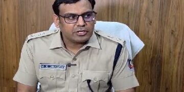 ରକ୍ତାକ୍ତ ଅବସ୍ଥାରେ ଛାତ୍ରୀ ଉଦ୍ଧାର, ଭୁବନେଶ୍ବର ସ୍ଥାନାନ୍ତର