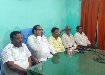 ସତ୍ୟବାଦୀ ମହୋତ୍ସବର ଉଦଯାପନୀ ଦିବସରେ ଫଳକ ଲୁଚାଇବା ଘଟଣା: ବିଜେଡିର ନିନ୍ଦା