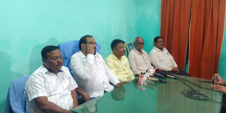 ସତ୍ୟବାଦୀ ମହୋତ୍ସବର ଉଦଯାପନୀ ଦିବସରେ ଫଳକ ଲୁଚାଇବା ଘଟଣା: ବିଜେଡିର ନିନ୍ଦା