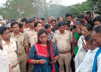 ଭୁଶୁଡ଼ିଲା ସ୍କୁଲ୍ ପାଚେରି, ଚାଲିଗଲା ପଞ୍ଚମଶ୍ରେଣୀ ଛାତ୍ରଙ୍କ ଜୀବନ