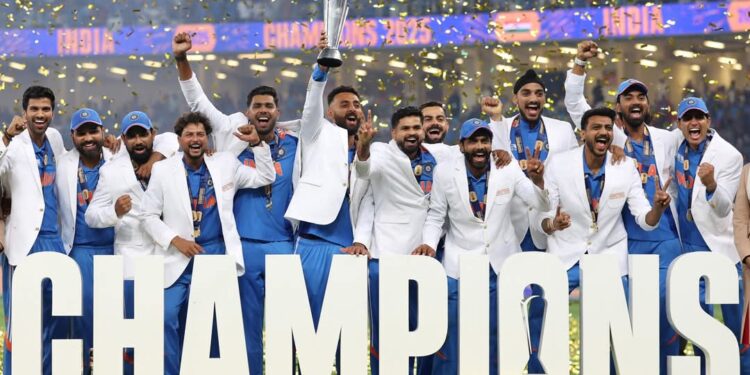 ଇତିହାସ ରଚିଲା ଭାରତ: ନ୍ୟୁଜିଲ୍ୟାଣ୍ଡକୁ ୪ ୱିକେଟରେ ହରାଇ ଜିତିଲା ଚାମ୍ପିୟାନ୍ସ ଟ୍ରଫି