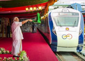 କଟରାରୁ ଜମ୍ମୁ କଶ୍ମୀରକୁ ଚାଲିବ ପ୍ରଥମ ବନ୍ଦେ ଭାରତ ଏକ୍ସପ୍ରେସ, ଓଡିଶାରେ ଗଡୁଛି ୬ଟି ବନ୍ଦେ ଭାରତ ଟ୍ରେନ