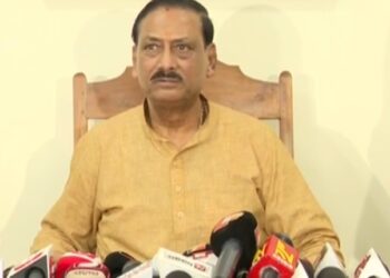 ’ନବୀନ ମିଛ କହିଲେ’ ; ପ୍ରେସମିଟରେ ବର୍ଷିଲେ ପ୍ରଭାତ ତ୍ରିପାଠୀ