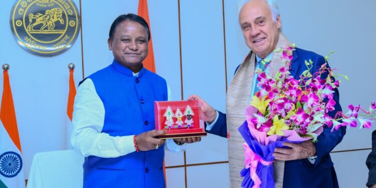 ମୁଖ୍ୟମନ୍ତ୍ରୀଙ୍କୁ ଭେଟିଲେ ସ୍ପେନର ରାଷ୍ଟ୍ରଦୂତ ଜୁଆନ୍ ଆଣ୍ଟୋନିଓ ମାର୍ଚ ପୁଜୋଲ, ଜାଣନ୍ତୁ କାରଣ