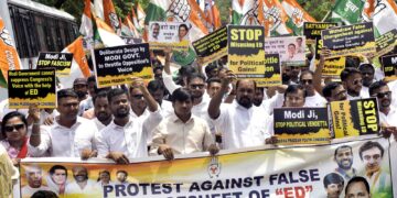 ଇଡି ଅଫିସ ଘେରାଉ କଲା ପ୍ରଦେଶ ଯୁବ କଂଗ୍ରେସ, ପୋଲିସ ସହିତ ଧସ୍ତାଧସ୍ତି