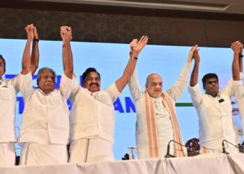 ଏକାଠି ଲଢିବେ  ବିଜେପି- ଏଆଇଏଡିଏମକେ, ଘୋଷଣା କଲେ ଅମିତ୍‌ ଶାହା