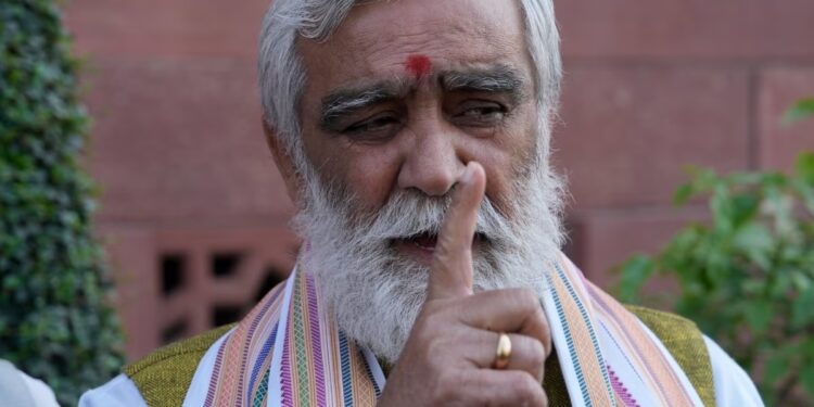 ବିହାର ମୁଖ୍ୟମନ୍ତ୍ରୀଙ୍କୁ ନେଇ ଅଶ୍ବିନୀ ଚୌବେଙ୍କ ବଡ଼ ମନ୍ତବ୍ୟ;  କହିଲେ ନୀତୀଶ କୁମାର କେନ୍ଦ୍ରରେ ଉପପ୍ରଧାନମନ୍ତ୍ରୀ ହେବା ଉଚିତ