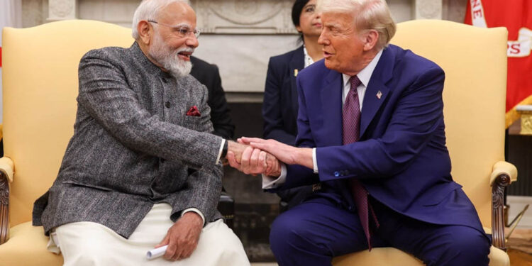 ପାକିସ୍ତାନ ଉପରେ କାର୍ଯ୍ୟାନୁଷ୍ଠାନ ପାଇଁ ହସ୍ତକ୍ଷେପ କରିବ ନାହିଁ ଆମେରିକା: ଟ୍ରମ୍ଫ ଦେଲେ ସ୍ପଷ୍ଟ ସଙ୍କେତ