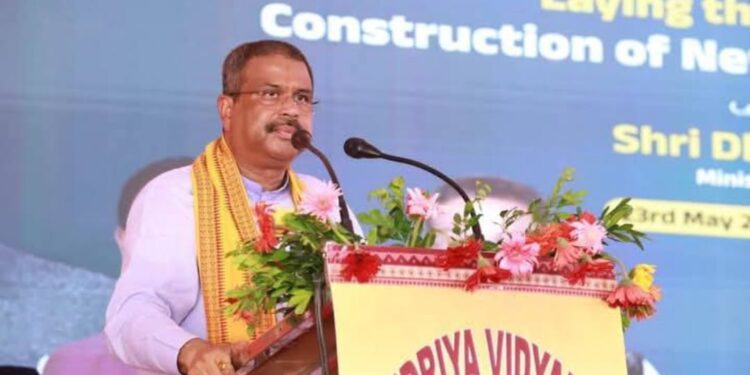 କାମାକ୍ଷାନଗରରେ ବିଭିନ୍ନ ପ୍ରକଳ୍ପର ଶିଳାନ୍ୟାସ ଓ ଲୋକାର୍ପଣ