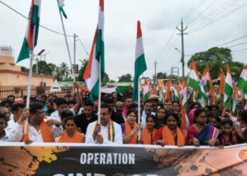 ଭାରତୀୟ ସେନାଙ୍କ ବୀରତ୍ୱ ପାଇଁ ରଣପୁରରେ ତ୍ରିରଙ୍ଗା ଶୋଭାଯାତ୍ରା