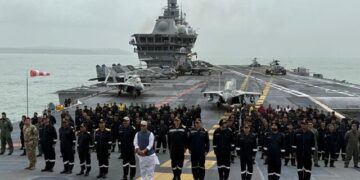 INS ବିକ୍ରାନ୍ତରେ ପହଞ୍ଚିଲେ ପ୍ରତିରକ୍ଷା ମନ୍ତ୍ରୀ ରାଜନାଥ ସିଂ, ଅପରେସନ ସିନ୍ଦୂର ସମୟରେ ଆରବ ସାଗରରେ ରହିଥିଲା ମୁତୟନ