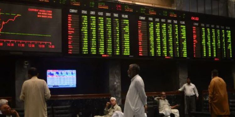 ଭାରତର ଆକ୍ରମଣ ଭୟ; ଭୁଶୁଡିଲା ପାକିସ୍ତାନ ସେୟାର ମାର୍କେଟ