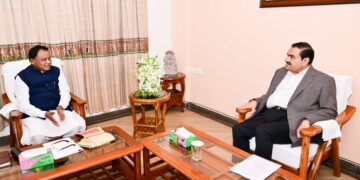 ପୁରୀରୁ ଫେରିବା ପରେ ମୁଖ୍ୟମନ୍ତ୍ରୀଙ୍କୁ ସାକ୍ଷାତ କଲେ ଗୌତମ ଆଦାନୀ, କଲେ ଆଲୋଚନା