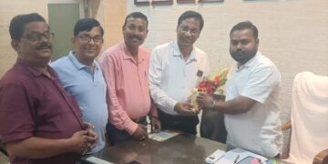 ଇଲେକ୍ଟ୍ରୋହୋମିଓପାଥିକୁ ସରକାରୀ ମାନ୍ୟତା ଦାବିରେ ବିଧାୟକଙ୍କ ସହ ଆଲୋଚନା