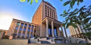 ଆସନ୍ତାକାଲିଠୁ ଡେଙ୍ଗୁ ପ୍ରତିହତ ପାଇଁ BMC ପାଳିବ ଡ୍ରାଏ ଡେ, ୭୦ କର୍ମଚାରୀ ବିଭିନ୍ନ ୱାର୍ଡରେ ବୁଲି ତେଲ ସ୍ପ୍ରେ କରିବେ