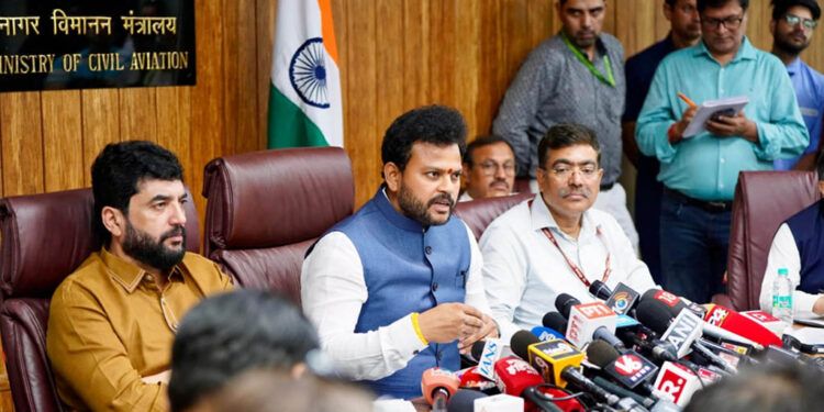 ଏୟାର ଇଣ୍ଡିଆ ବିମାନ ଏଆଇ 171 ଦୁର୍ଘଟଣା ଉପରେ ଗଣମାଧ୍ୟମକୁ ସମ୍ବୋଧିତ କଲେ ବେସାମରିକ ବିମାନ ଚଳାଚଳ ମନ୍ତ୍ରୀ