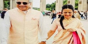 ୬୫ ବର୍ଷୀୟ ପିନାକୀ ମିଶ୍ରଙ୍କୁ ଗୁପ୍ତରେ ବିବାହ କଲେ ମହୁଆ ମୋଇତ୍ରା!, ଭାଇରାଲ ହେଲା ଫଟୋ