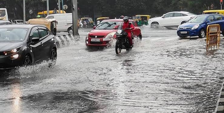 କର୍ଣ୍ଣାଟକରେ ୧୨୫ ବର୍ଷର ରେକର୍ଡ ଭାଙ୍ଗିଲା ବର୍ଷା, ୭୧ ଲୋକ ମୃତ