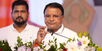 ସ୍କୁଲ ପାଠ୍ୟକ୍ରମ-ସାର୍ବଜନୀନ ସ୍ୱାସ୍ଥ୍ୟ କାର୍ଯ୍ୟକ୍ରମରେ ଯୋଗକୁ ସାମିଲ କରାଯିବ: ମୁଖ୍ୟମନ୍ତ୍ରୀ