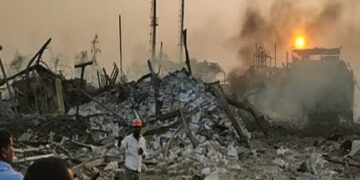 ତେଲଙ୍ଗାନା : କେମିକାଲ ଭର୍ତ୍ତି ଟ୍ୟାଙ୍କର ବିସ୍ଫୋରଣ, ୧୦ ମୃତ, ଆଗକୁ ବଢିପାରେ ମୃତକଙ୍କ ସଂଖ୍ୟା