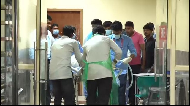 ଆତ୍ମାହୁତି ଉଦ୍ୟମ କରିଥିବା ଛାତ୍ରୀଙ୍କ ଅବସ୍ଥା ସଂକଟାପନ୍ନ, ଭୁବନେଶ୍ବର ଏମସରେ ଚାଲିଛି ଚିକିତ୍ସା