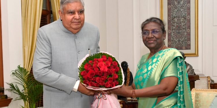 ଉପରାଷ୍ଟ୍ରପତି ଜଗଦୀପ ଧନଖଡ଼ଙ୍କ ଇସ୍ତଫା ଗୃହୀତ, ରାଷ୍ଟ୍ରପତି କଲେ ଇସ୍ତଫା ପତ୍ର ଗ୍ରହଣ