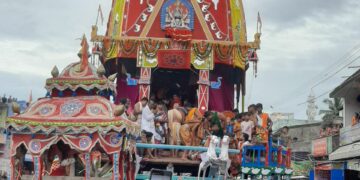 ସିଂହଦ୍ୱାରରେ ପହଚିଂଲା ତିନି ରଥ: ଲକ୍ଷ୍ମୀ ନାରାୟଣ ଭେଟ ପରେ ବାହୁଡିଲେ ମହାବାହୁ