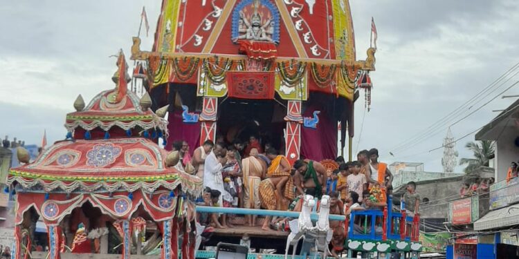 ସିଂହଦ୍ୱାରରେ ପହଚିଂଲା ତିନି ରଥ: ଲକ୍ଷ୍ମୀ ନାରାୟଣ ଭେଟ ପରେ ବାହୁଡିଲେ ମହାବାହୁ