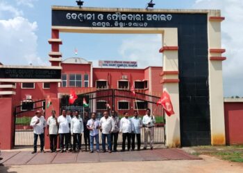 ରଣପୁରରେ ଓଡ଼ିଶା ବନ୍ଦ ଡାକରାର ପ୍ରଭାବ; ଗାଡ଼ି ଚଳାଚଳ ଠପ୍, ଦୋକାନ ବଜାର ବନ୍ଦ; ବ୍ୟାଙ୍କ, ସ୍କୁଲ, କୋର୍ଟ ବନ୍ଦ କଲେ ଆନ୍ଦୋଳନକାରୀ