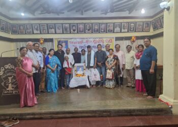 କଣ୍ଠଶିଳ୍ପୀ ଶ୍ରୀକାନ୍ତ ଦାସଙ୍କୁ ଅର୍ଘ୍ୟ ପୁଷ୍ପାଞ୍ଜଳି