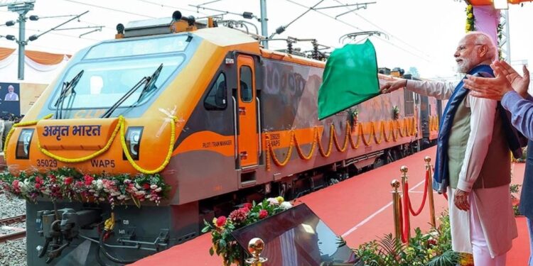 ବିହାରରେ ୪ଟି ନୂତନ ଅମୃତ ଭାରତ ଟ୍ରେନକୁ ପତାକା ଦେଖାଇ ଶୁଭାରମ୍ଭ କଲେ ପ୍ରଧାନମନ୍ତ୍ରୀ ମୋଦି